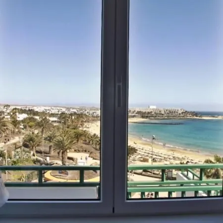 Design Vivienda V El Burgao By The Sea *