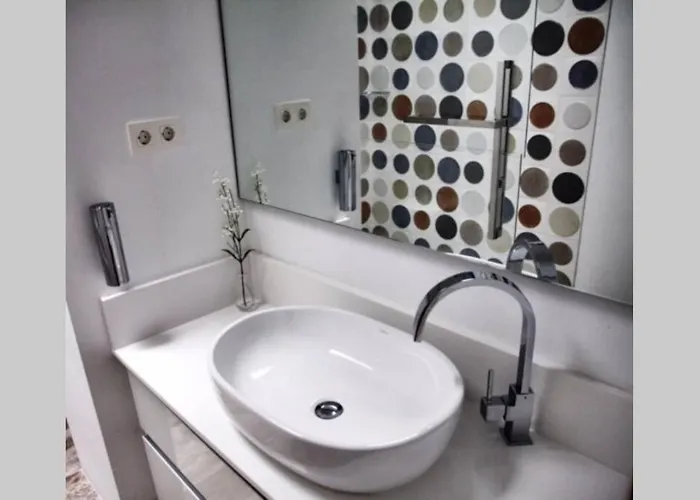 Design Vivienda V El Burgao By The Sea *